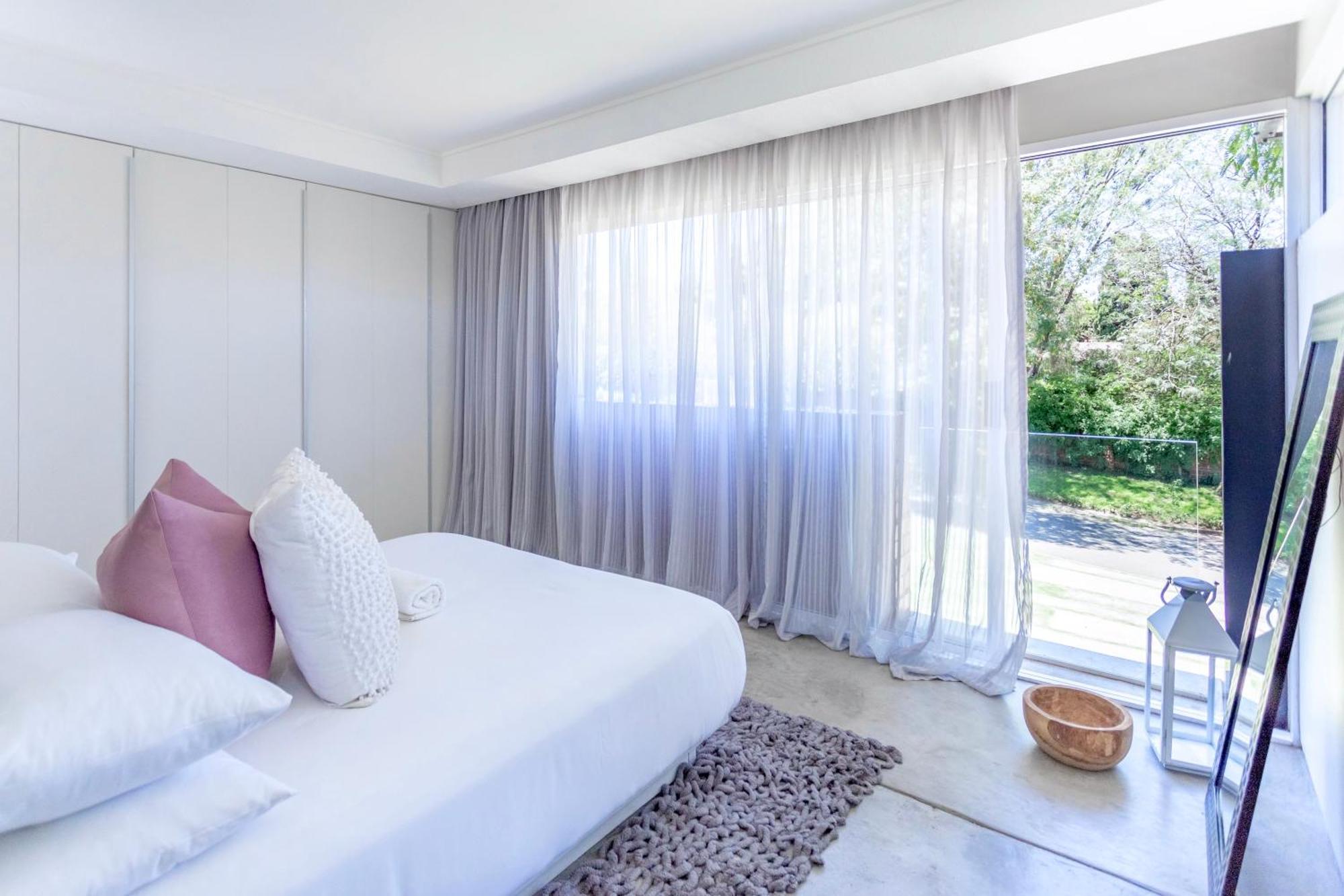 Calm Sandton Experience Johannesburg Exterior foto